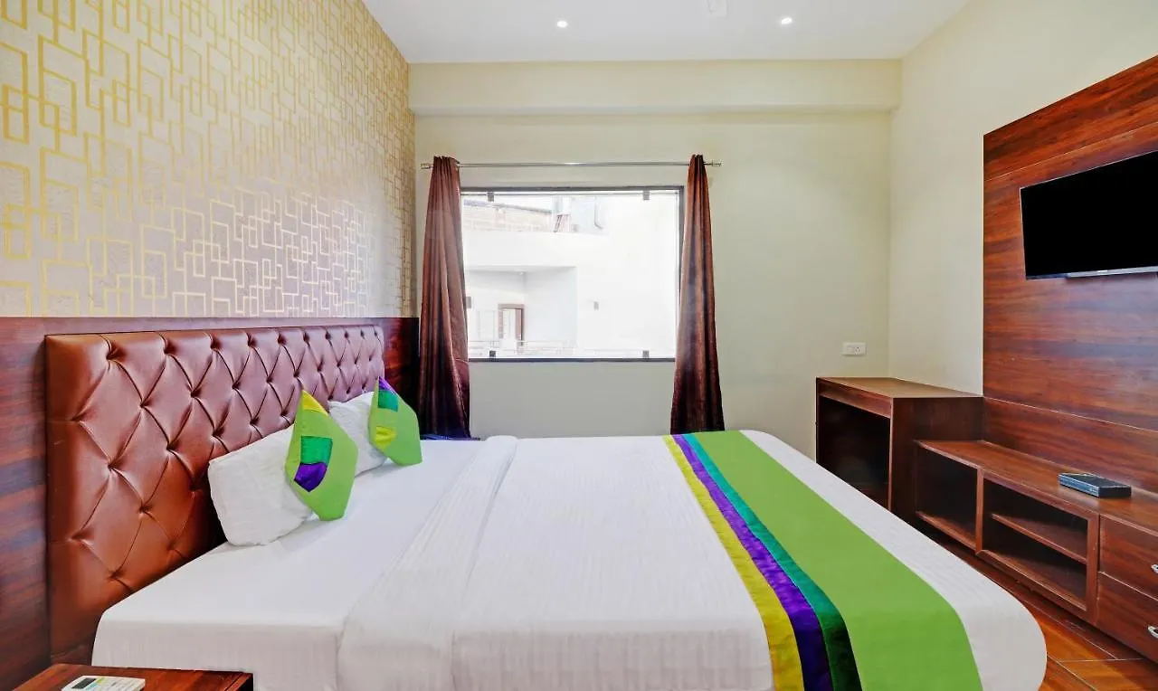 Treebo Trend Gt Palace Fatehabad Road Hotel Agra